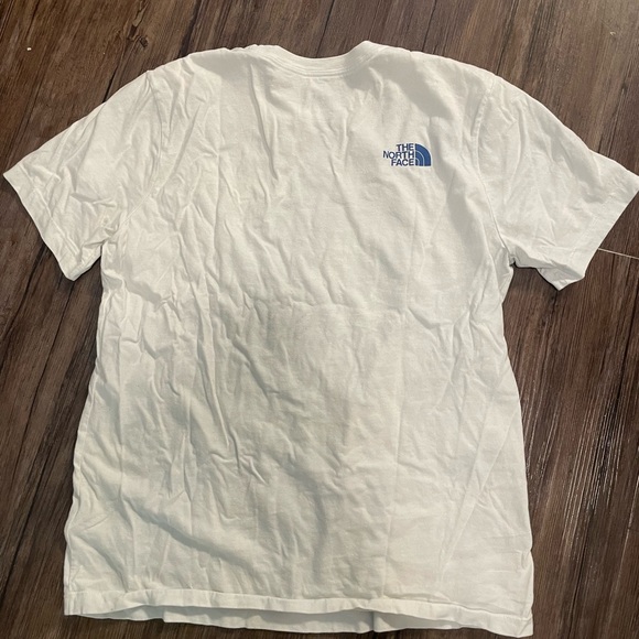 North Face Women’s Tee - Picture 3 of 3